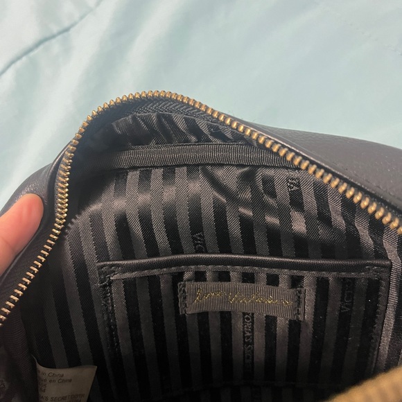 Victoria's Secret Crossbody/Belt Bag - Picture 3 of 5